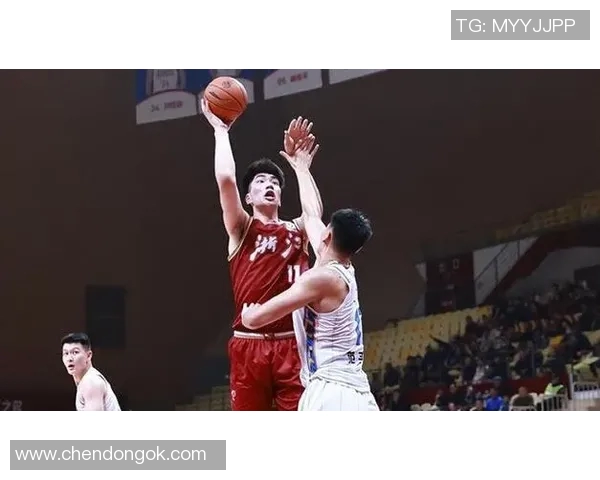 余嘉豪:从篮球新星到职业生涯的璀璨之路探索与展望