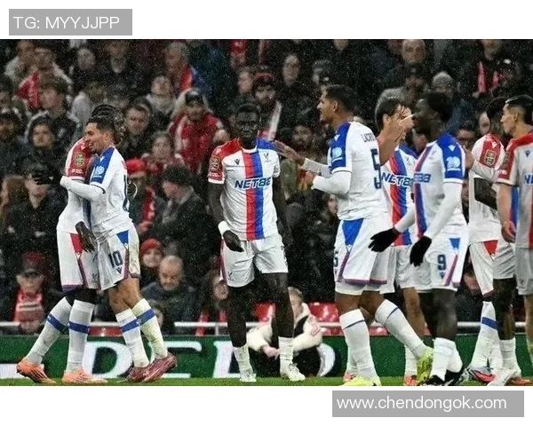 奥林匹克与拜仁的精彩对决比分揭晓,赛场上谁能笑到最后