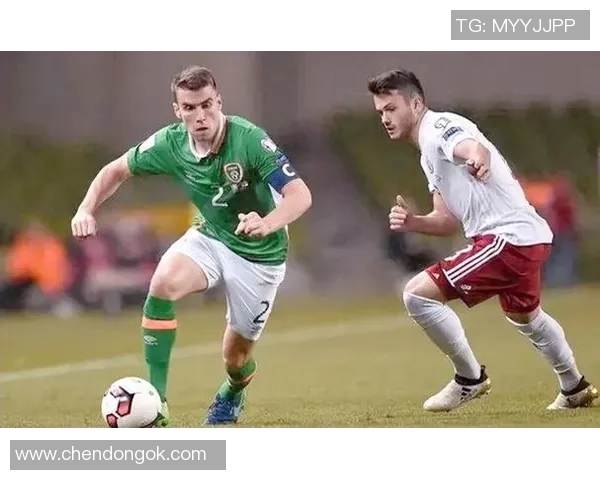 敦刻尔克与亚眠的激烈对决法国杯赛场上的精彩瞬间与战术较量