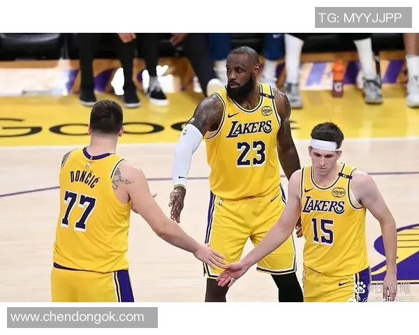 湖人对阵国王季前赛精彩回顾全场录像分析与亮点集锦